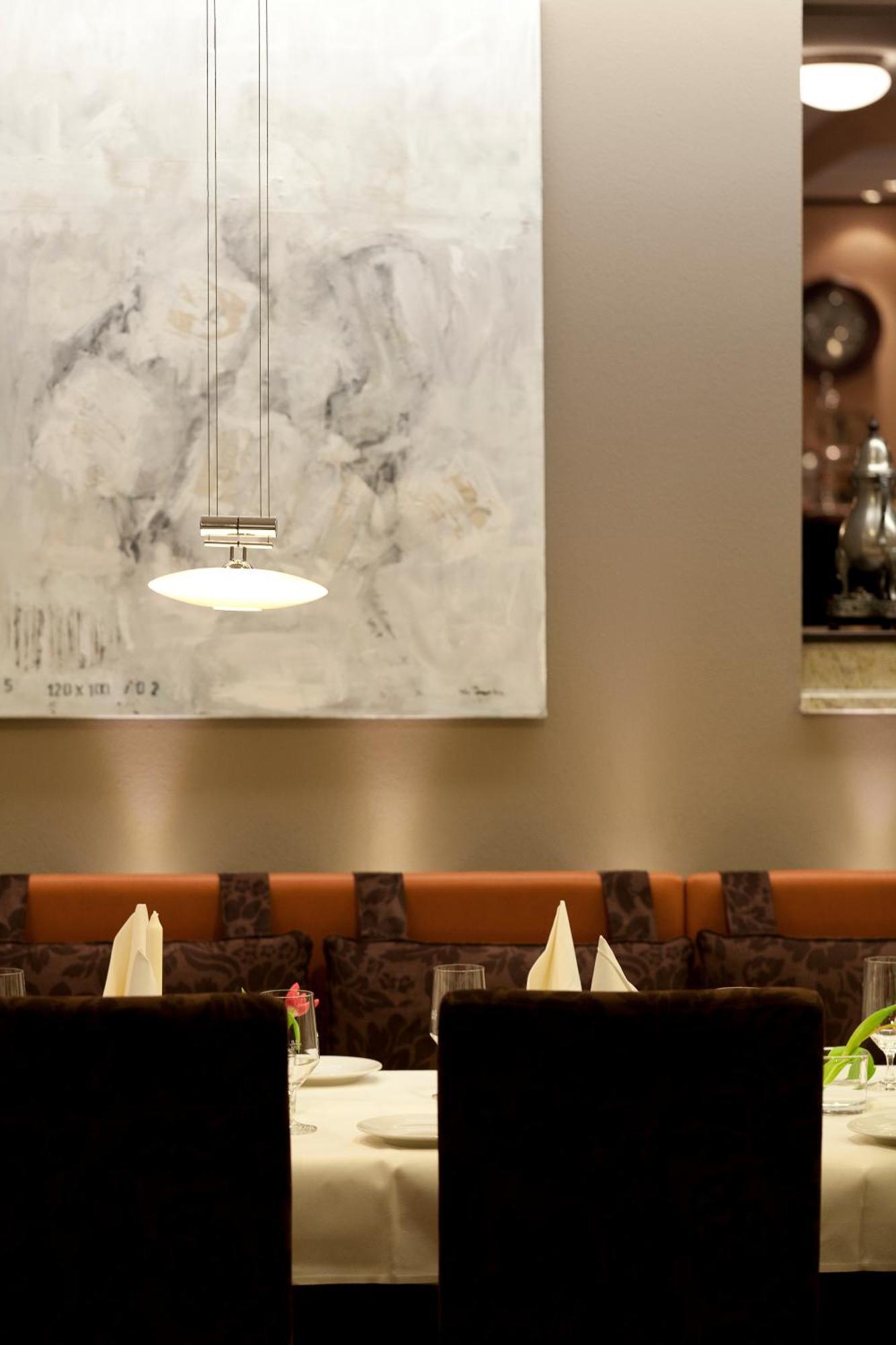 Zu Den Drei Linden Hotel Wermelskirchen Ngoại thất bức ảnh